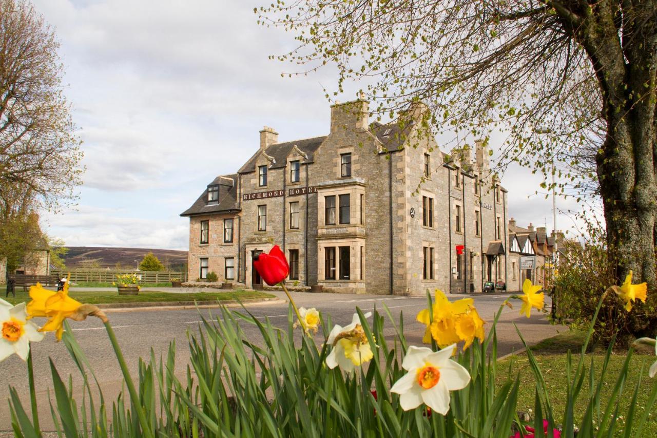 Richmond Arms Hotel Tomintoul Exteriér fotografie